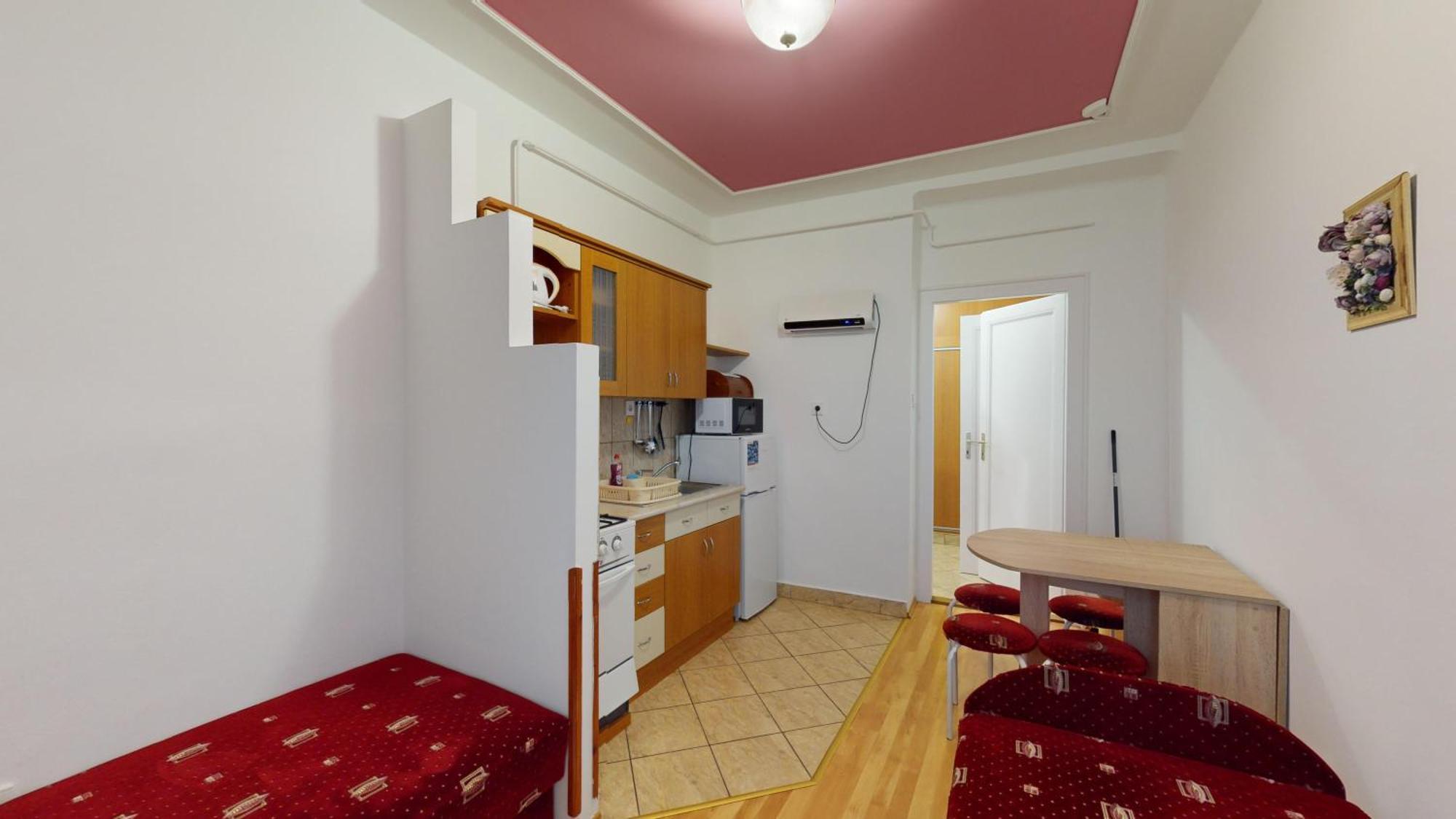 Herczeg Apartment Μίσκολτς Εξωτερικό φωτογραφία