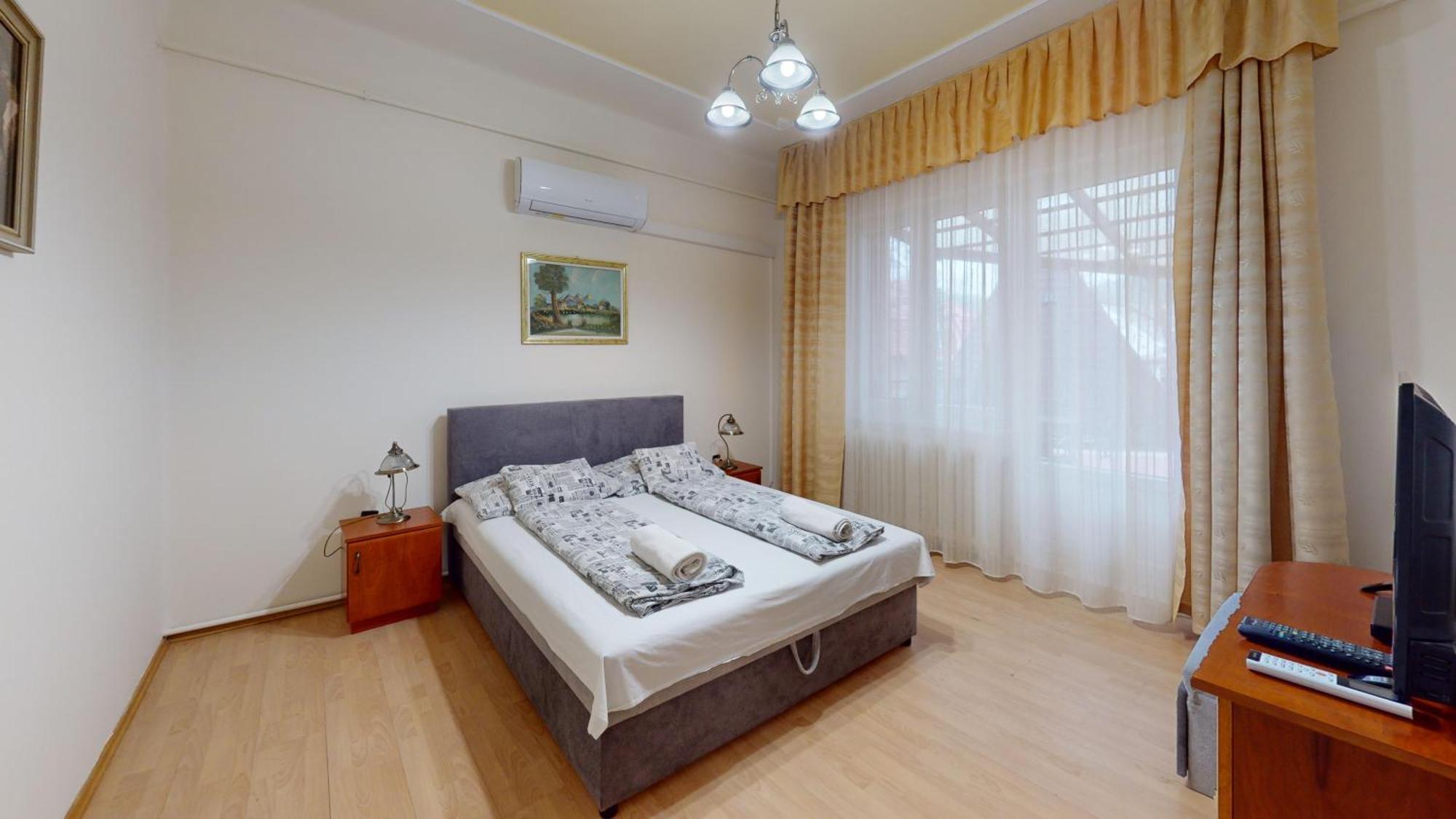 Herczeg Apartment Μίσκολτς Εξωτερικό φωτογραφία
