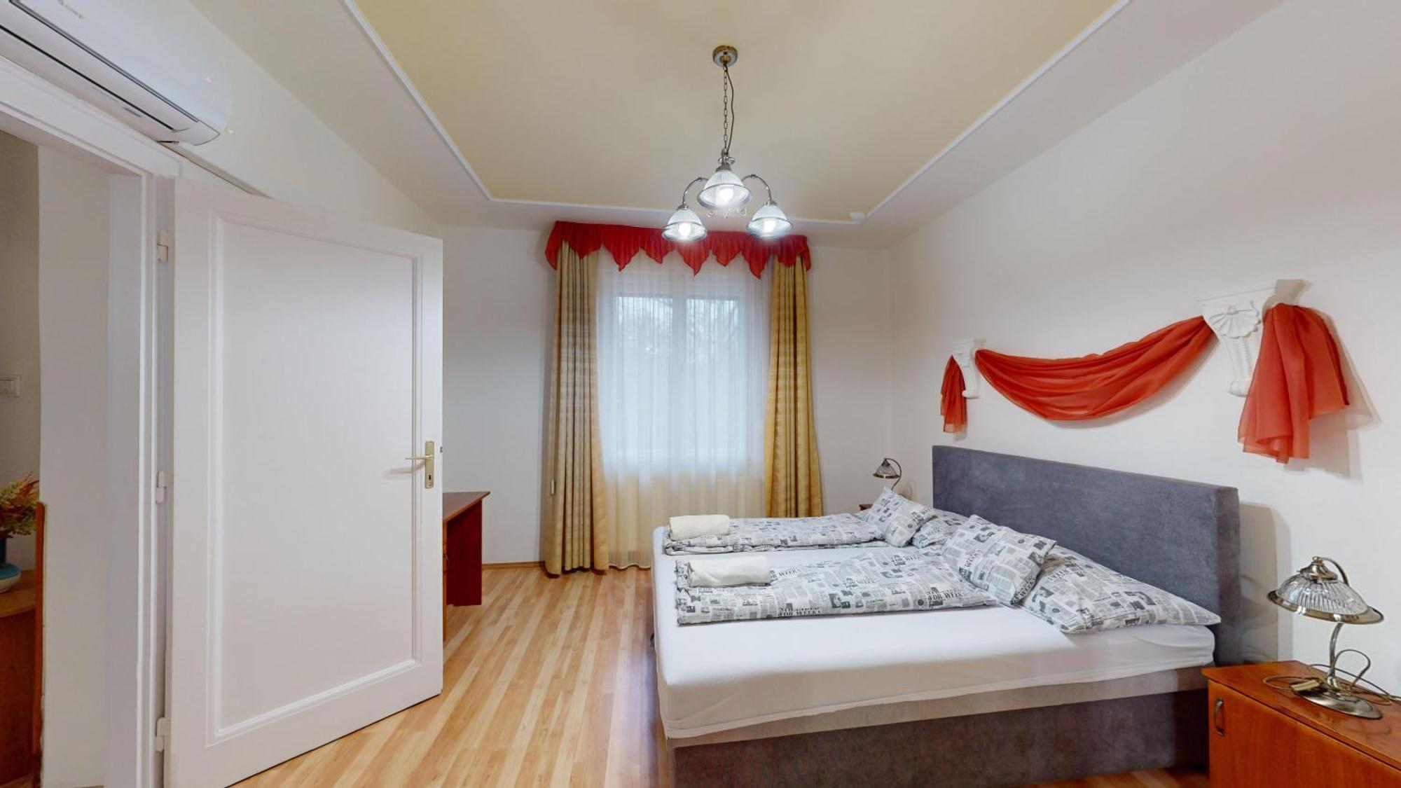 Herczeg Apartment Μίσκολτς Εξωτερικό φωτογραφία