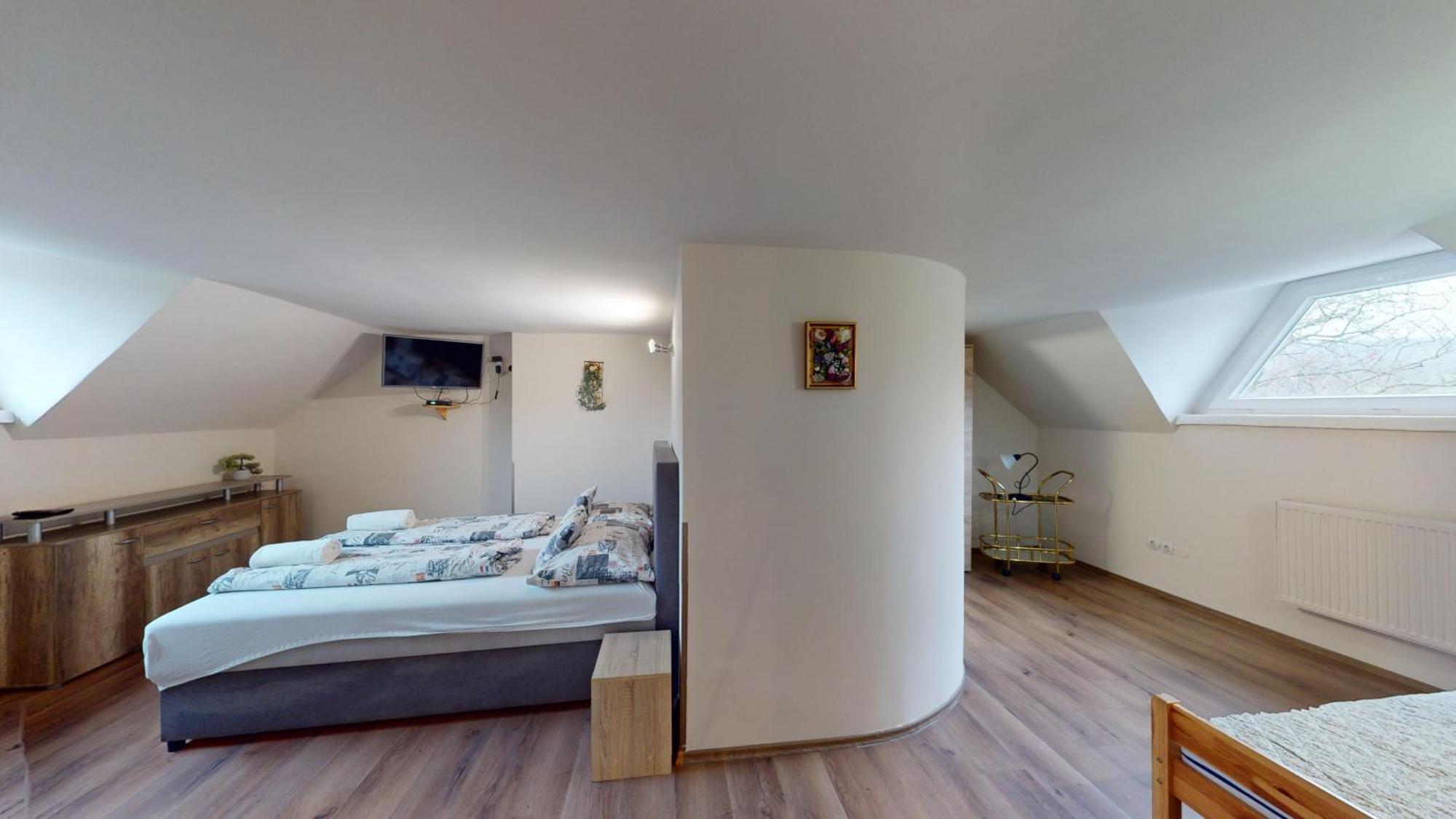 Herczeg Apartment Μίσκολτς Εξωτερικό φωτογραφία