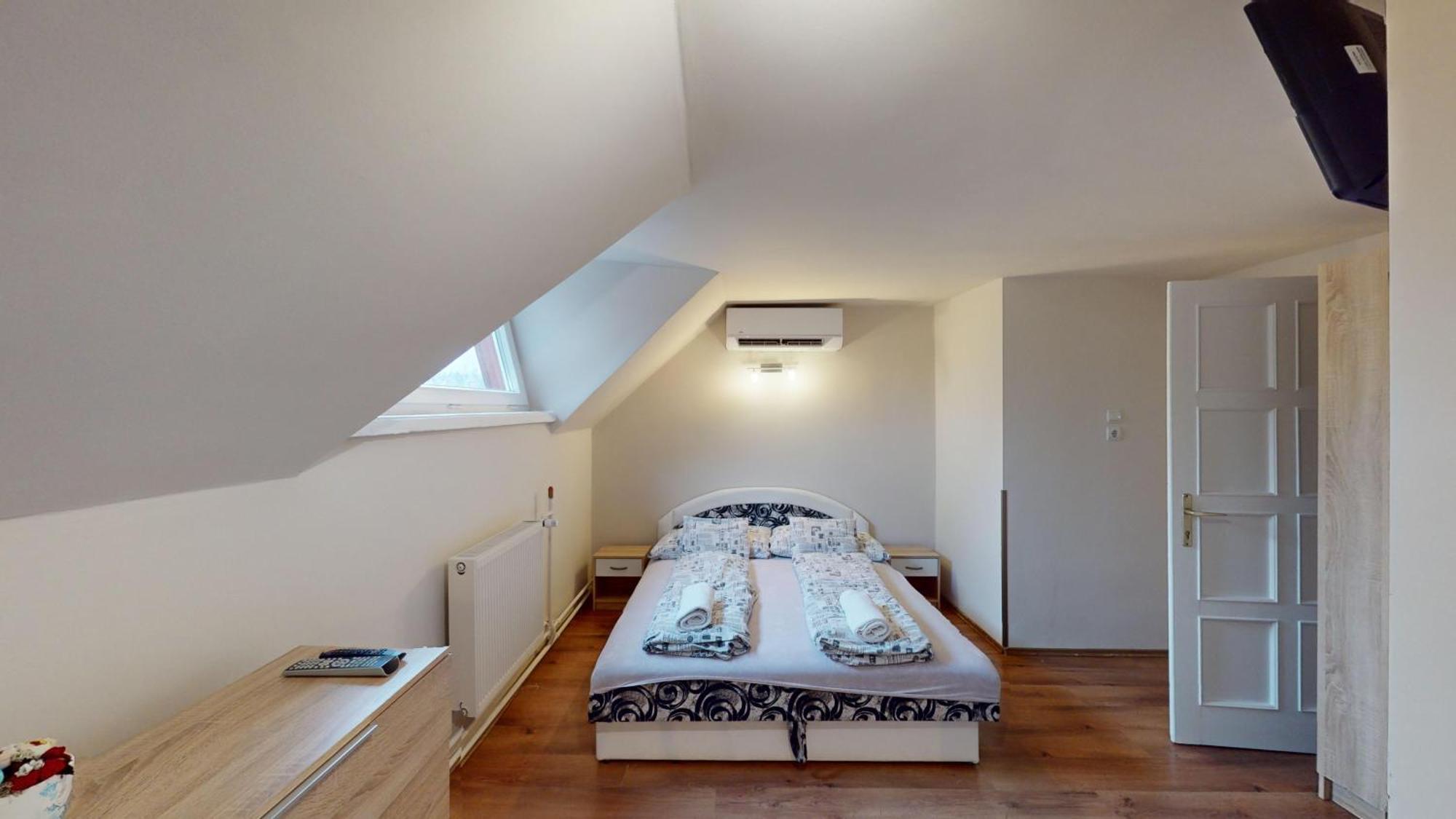 Herczeg Apartment Μίσκολτς Εξωτερικό φωτογραφία